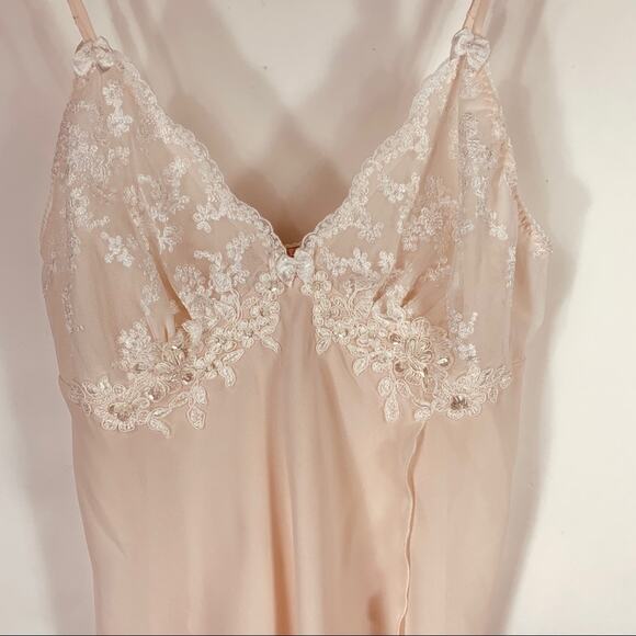 Maidenform NWT Chemise & Panty Set Sz Small Beige - Picture 3 of 7